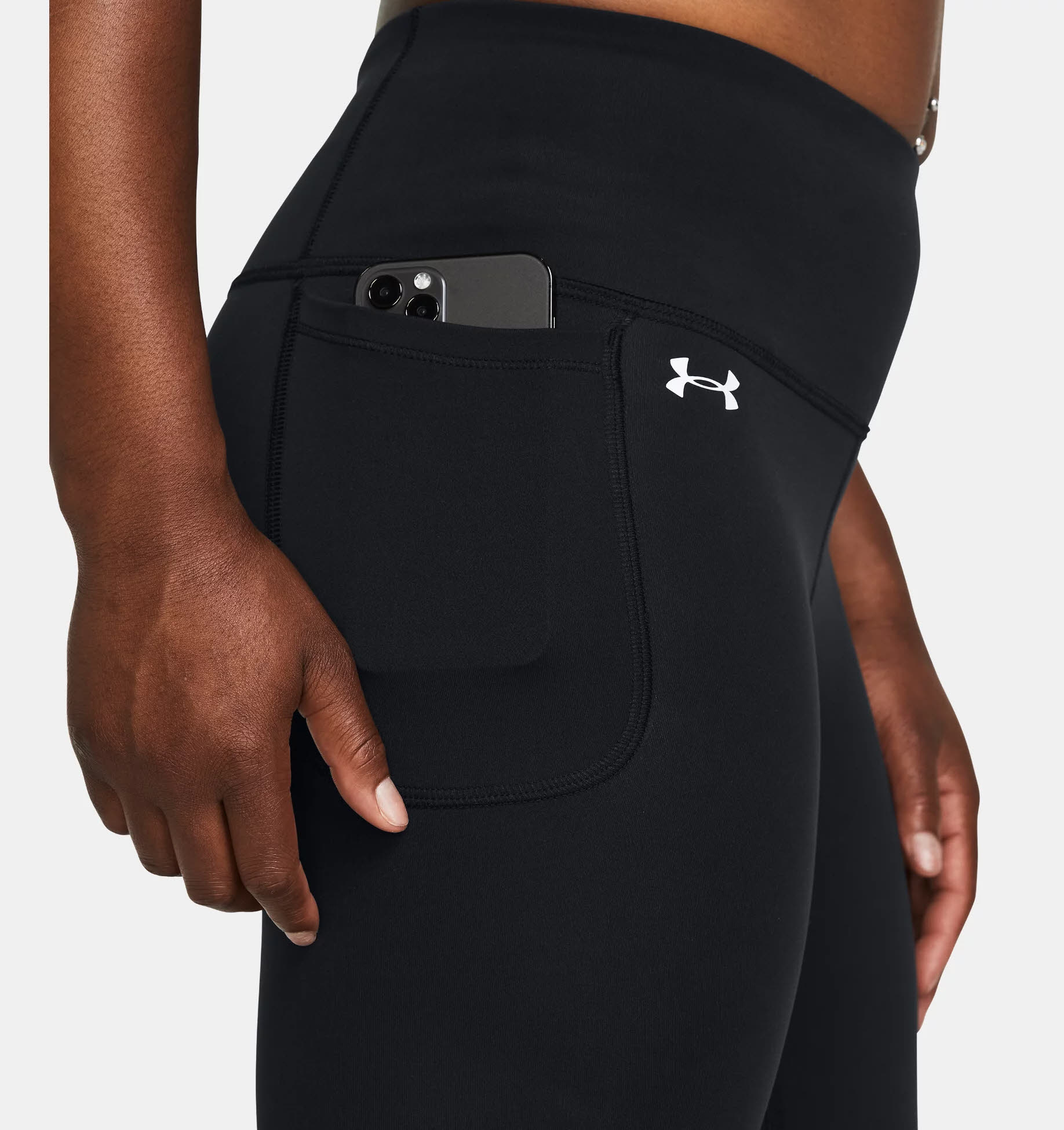 Under Armour Motion Caprihose Damen Sportleggings Trainingsleggings schwarz